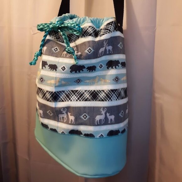 New Western Bucket Tote Sling Bag Bear Deer Print Aqua Black Large Oval carryall - Picture 3 of 8